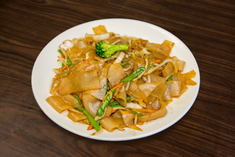 n25. vegetable chow fun 蔬菜河粉